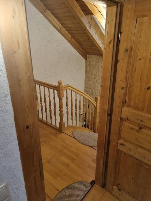 Gemuetliche Dachgeschosswohnung Erfurt Exterior foto